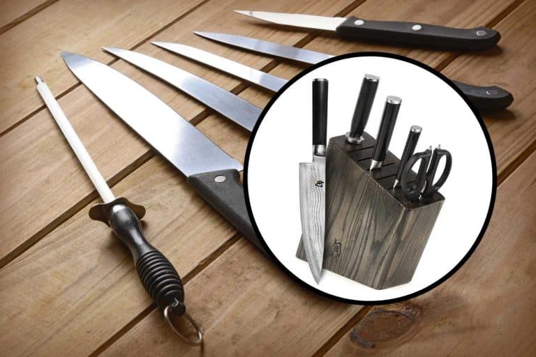 避开刀块设置背景的菜刀,避开刀是什么(和他们生锈)做的吗?雷电竞官网网址