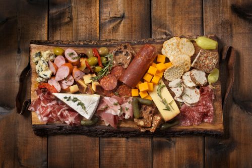 Read more about the article What Kind of Wood is Used for Cheese and Charcuterie Board?