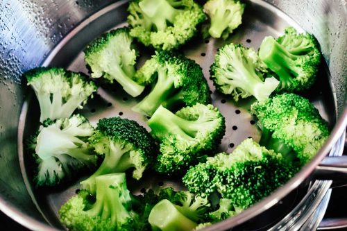 阅读更多关于如何蒸西兰花的文章[用或不用滤锅]