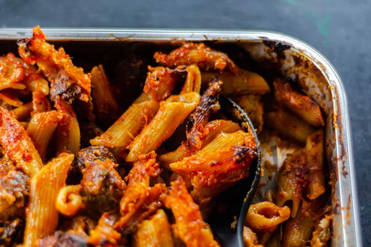 砂锅烧烤苹果和奶酪