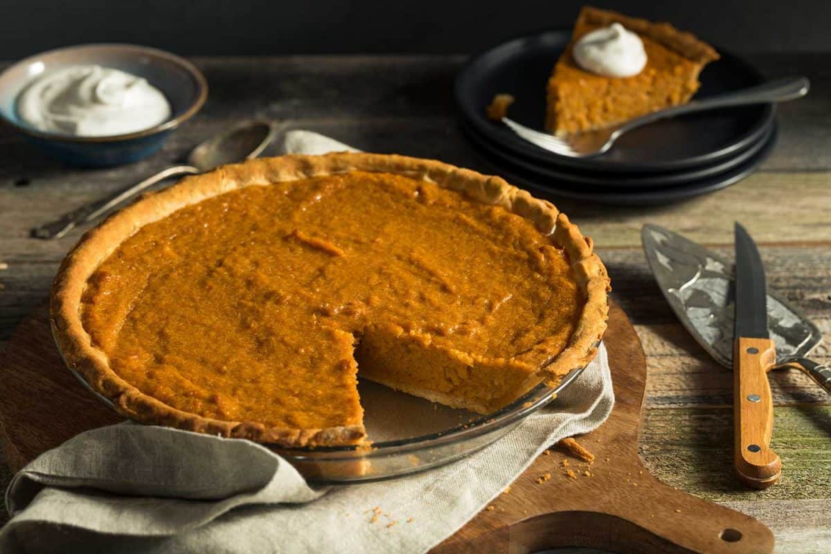 自制的感恩节红薯派