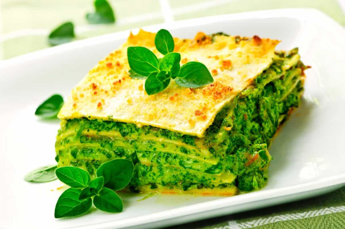 盘素食烤宽面条