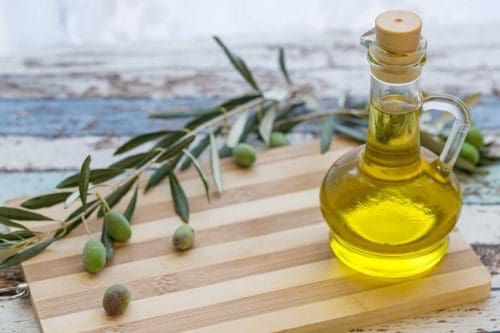 Read more about the article What Oil Is Best For Butcher Block Or A Cutting Board?