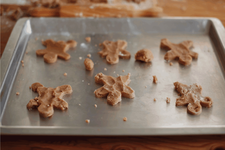 Chocolate chip cookies on baking sheet. How To Remove Stains From Cookie Sheets