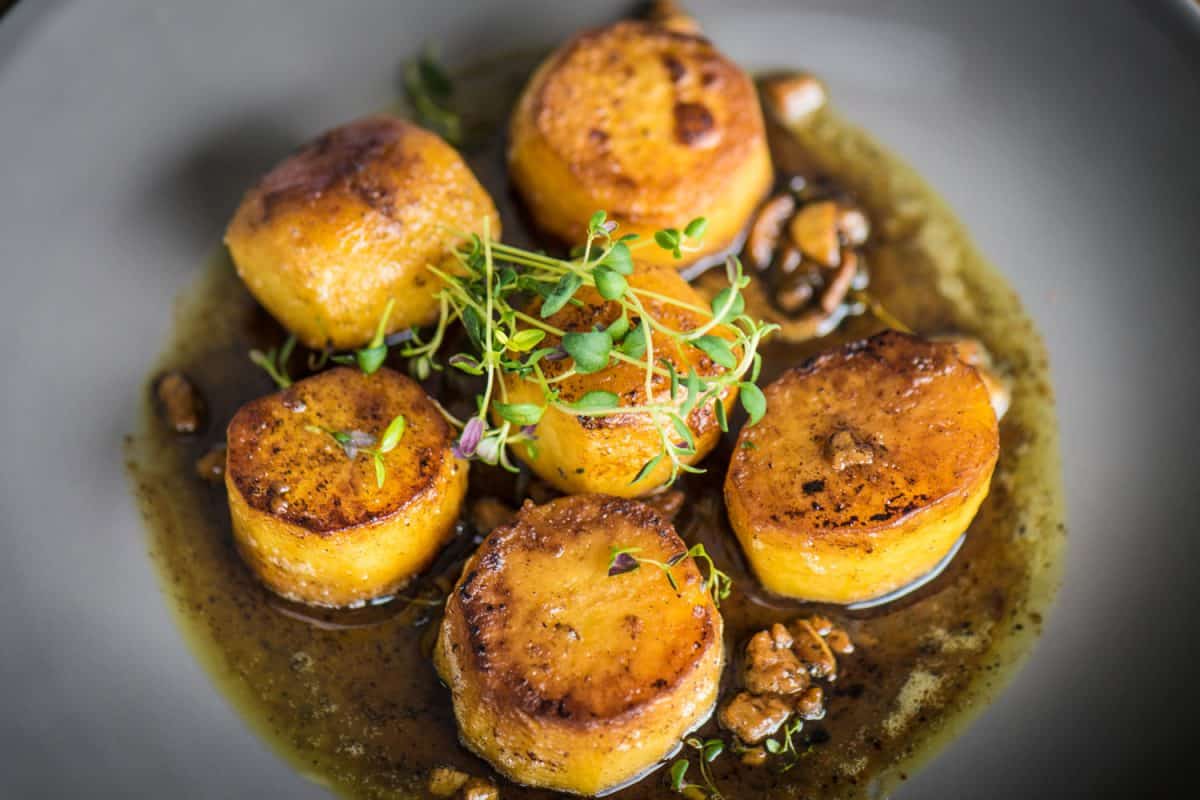 苹果酒方旦糖与百里香土豆