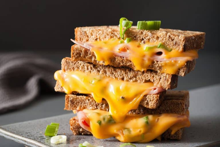 烤火腿奶酪三明治,多久你应该煮烤奶酪吗?