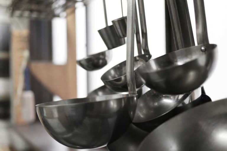 钢包挂在餐厅的厨房,一桶应该是什么尺寸的?雷电竞官网网址