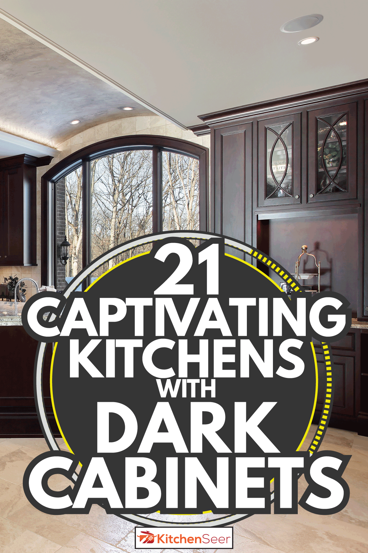 大厨房与黑暗雷电竞官网网址的木制橱柜豪宅。21个迷人的厨房与黑暗的橱柜雷电竞官网网址