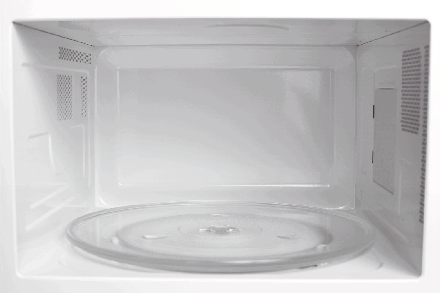 如何清洁微波炉内部[完整指南]