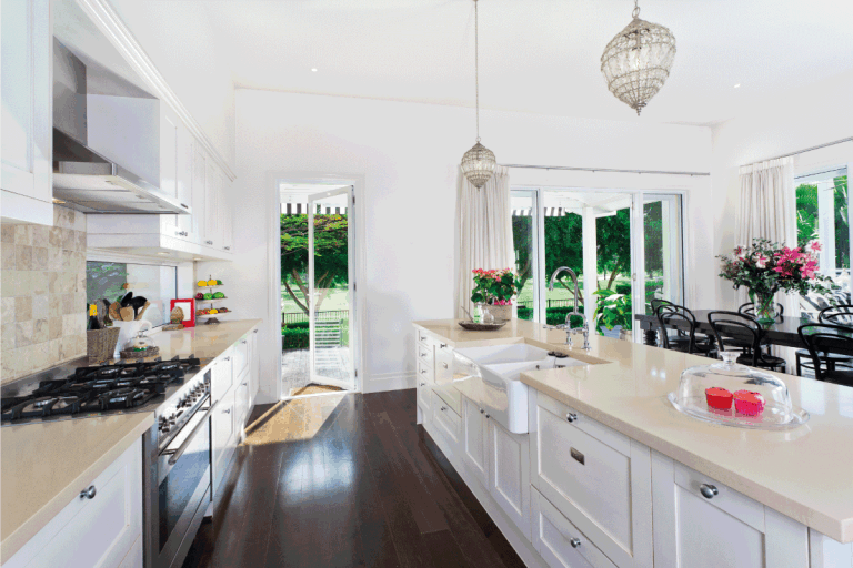 white kitchen and dining area with drawers. How Many Drawers Should A Kitchen Have