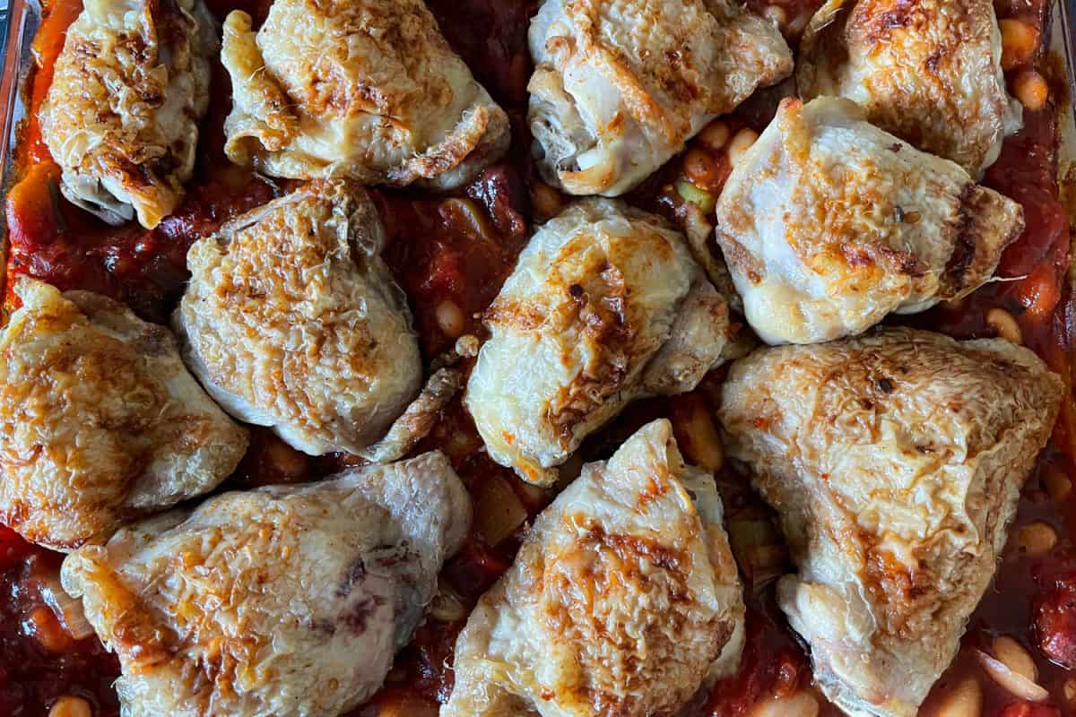 美味的自制鸡豆焖肉