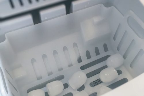 阅读更多关于“你能在冰箱里加一台制冰机吗?”