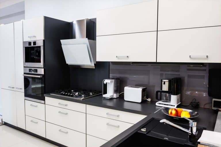 Modern luxury kitchen with appliances, Should Kitchen Appliances Match? [In Color Or Brand]