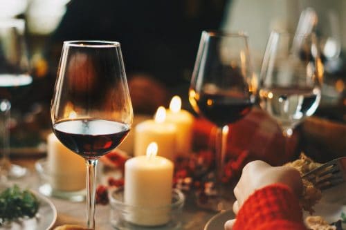 阅读更多关于“酒杯微波安全吗?”