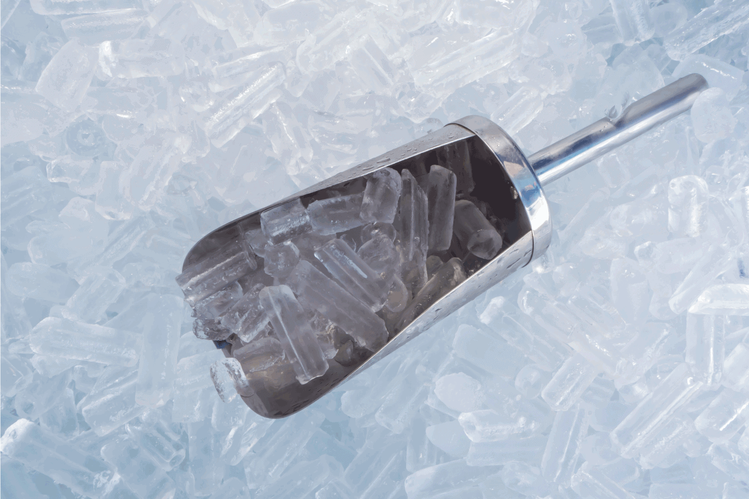 勺和冰近距离照片