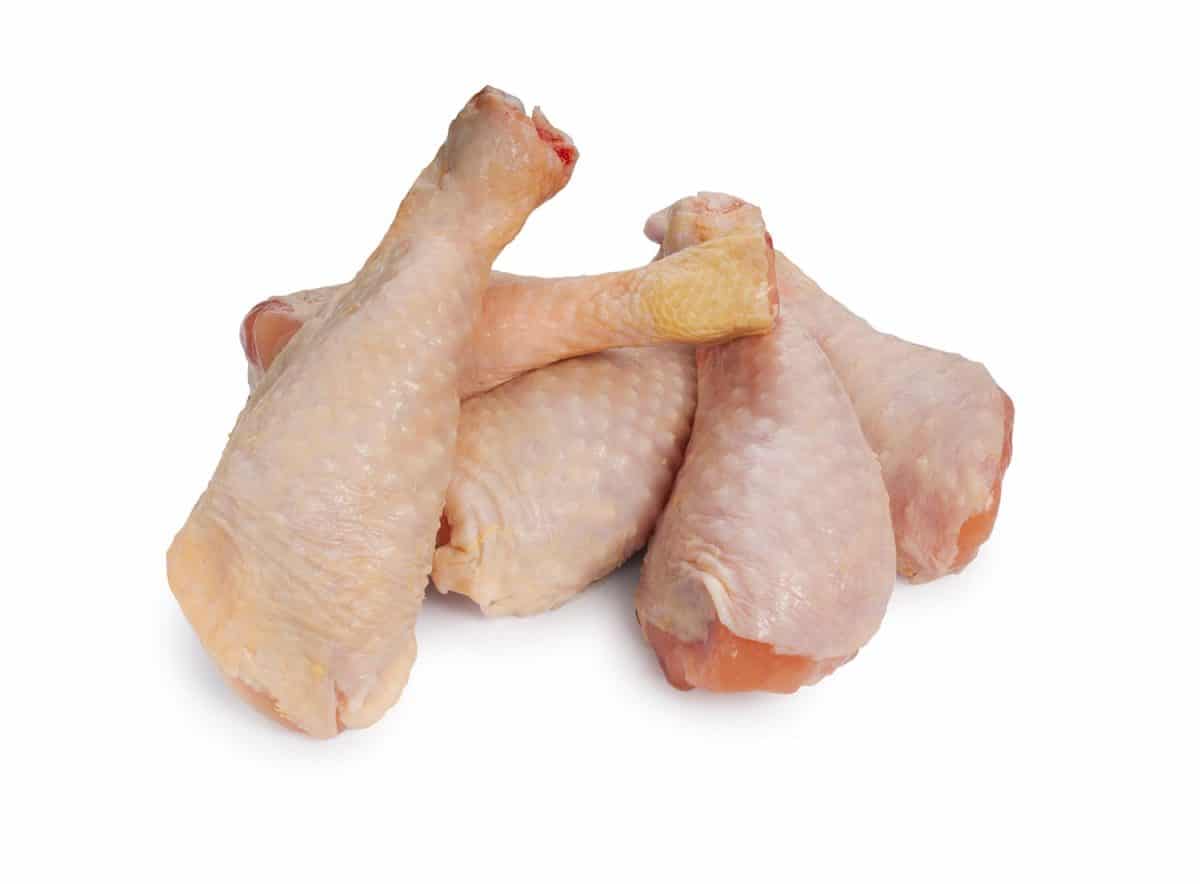 影棚拍摄生鸡大腿