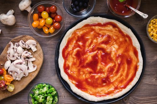 阅读更多关于“披萨上应该放多少酱汁?”