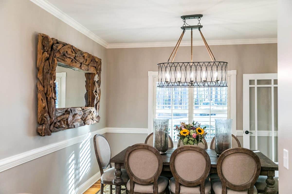 小更新餐厅与大浮木镜子雷竞技下载app官网