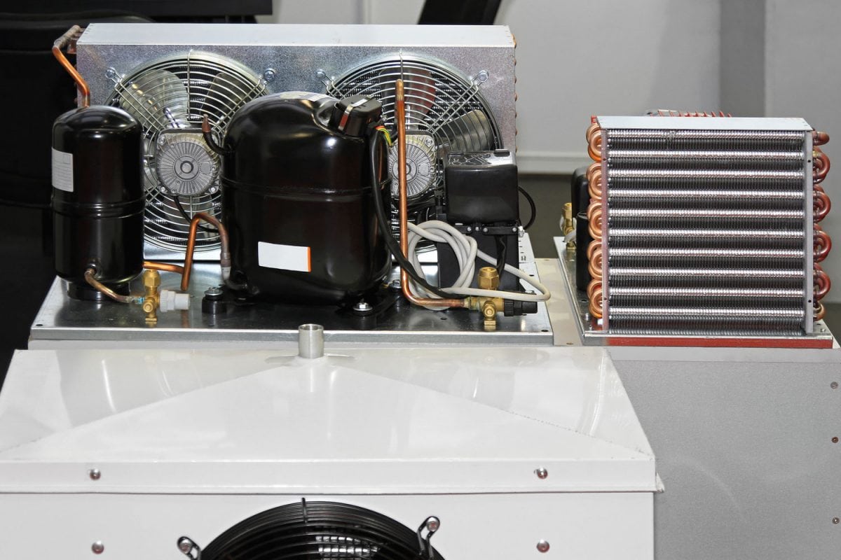 拆卸冰箱压缩机