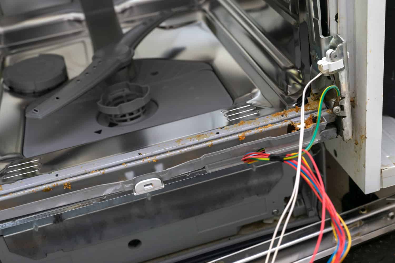 问题和缺陷当洗碗机不定期