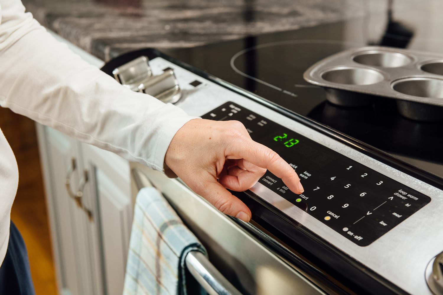 手指设置烤箱温度