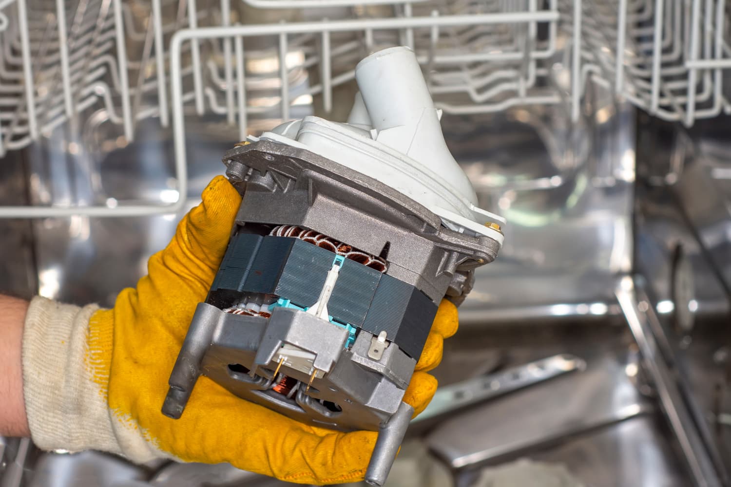 洗碗机的水泵。