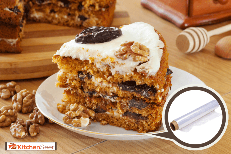 蜂蜜蛋糕,李子和胡桃木餐桌,一夜之间如何存储Crumb-Coated蛋糕雷电竞官网网址