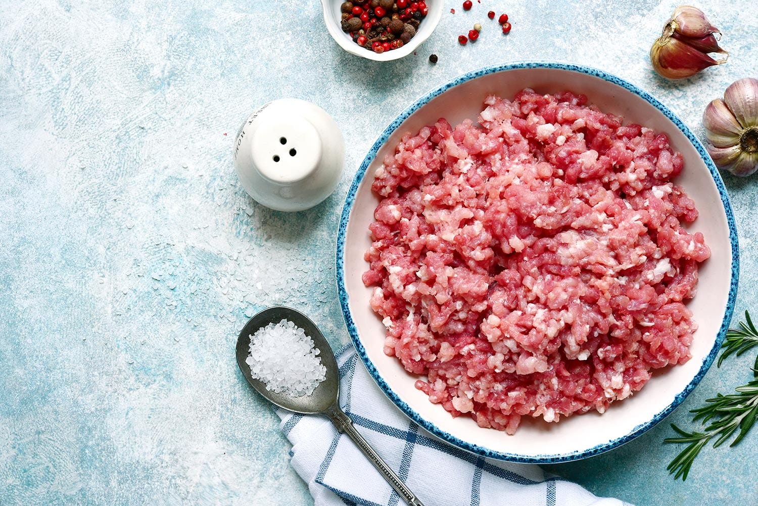 在一碗肉末香料