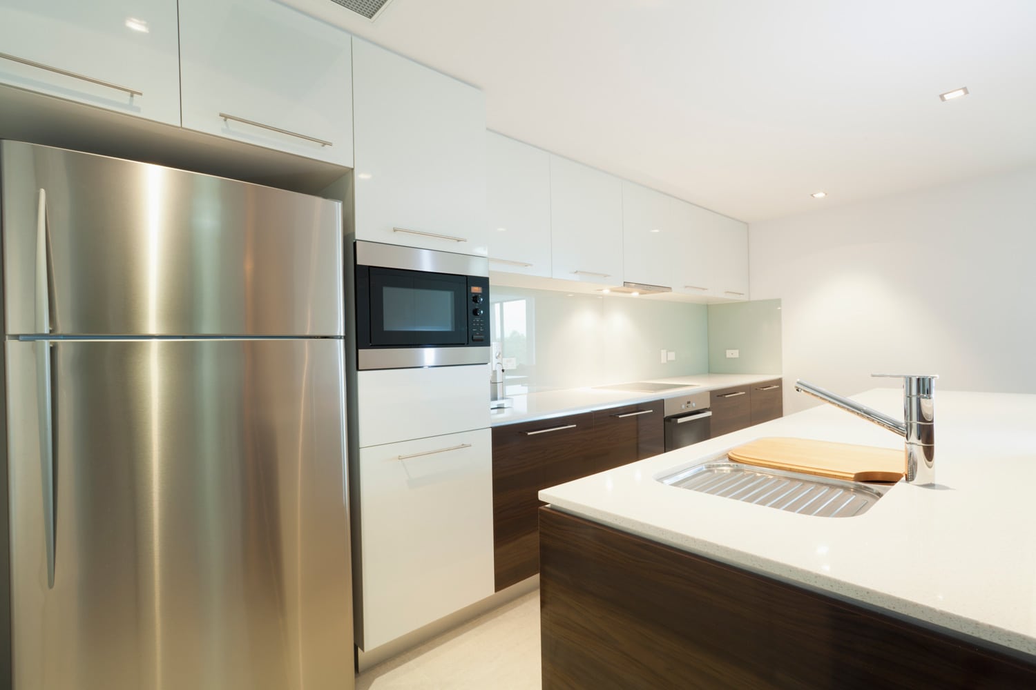 现代厨房不锈钢雷电竞官网网址设备