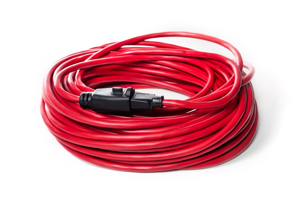 100英尺长的延长线，绑起来