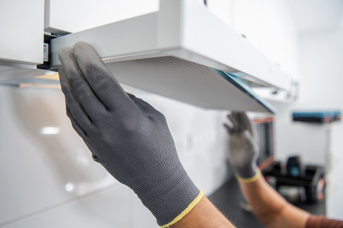 雷电竞官网网址厨房排气扇过滤器更换