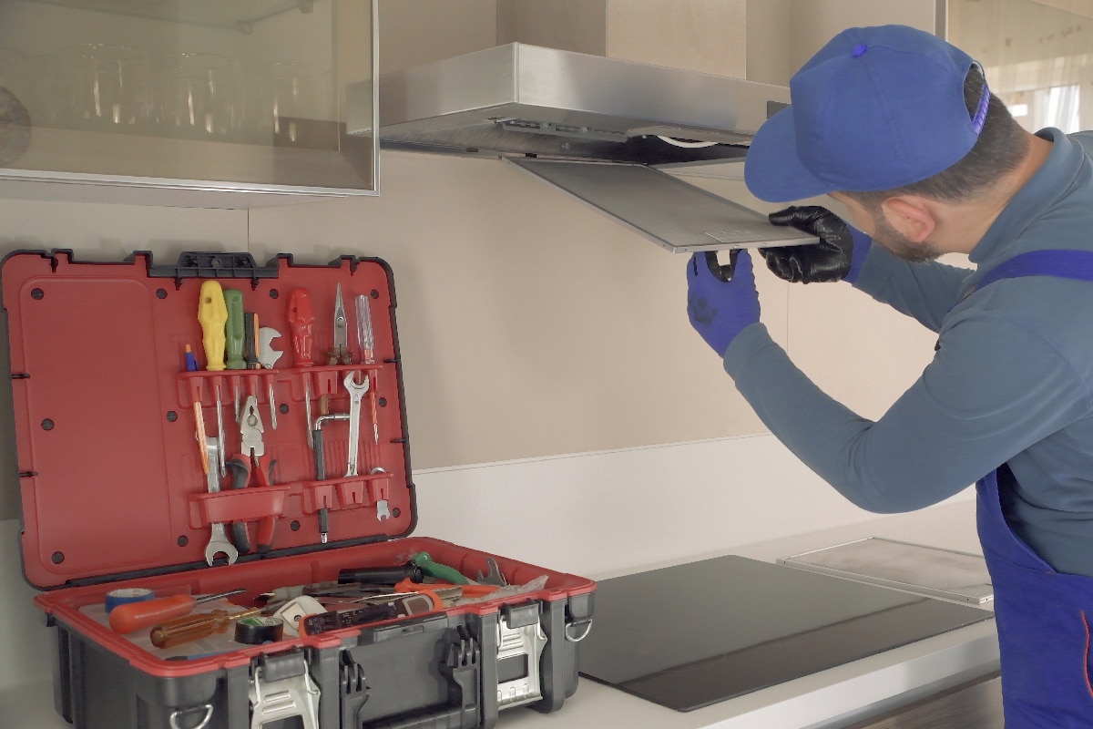 雷电竞官网网址厨房罩清洗