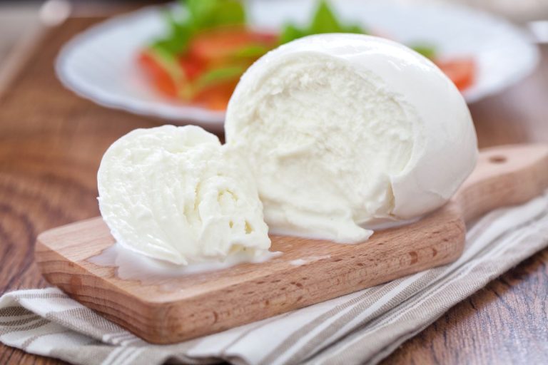 Buffalo mozzarella, Do Mozzarella PearlsBalls Melt [Yes! Here's How!]