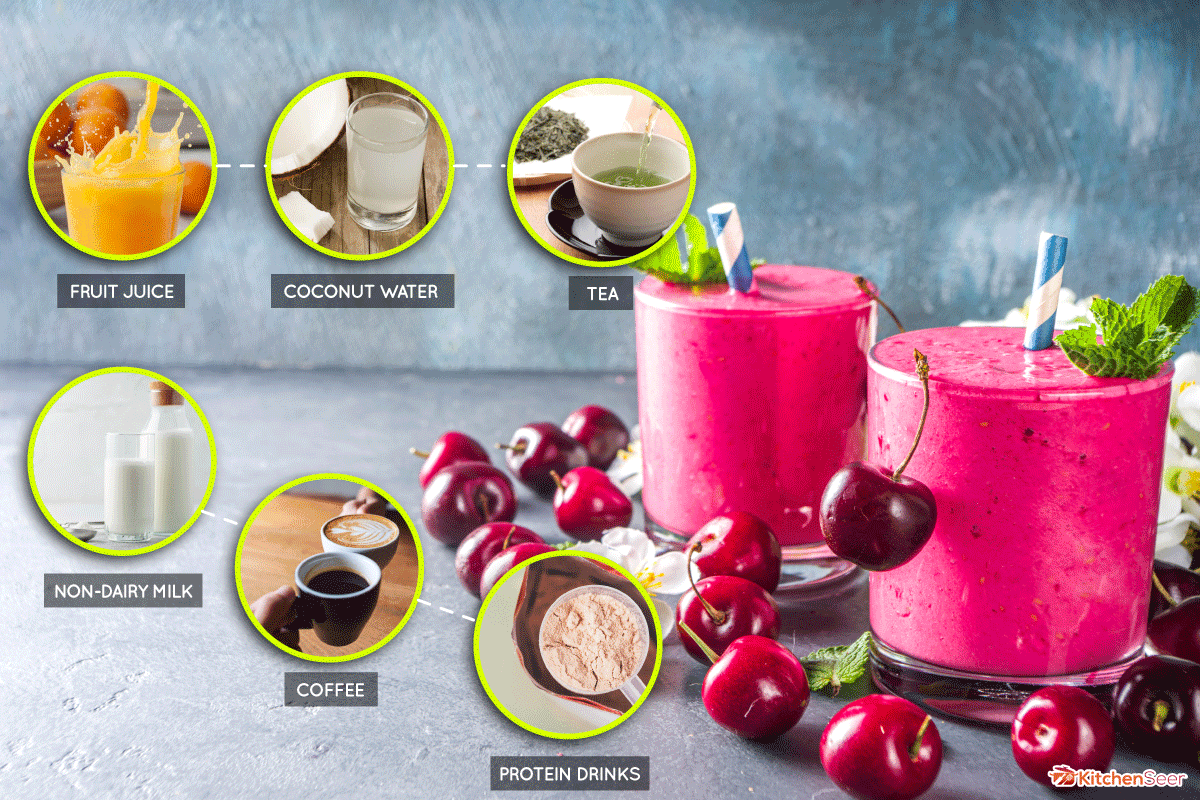 甜樱桃冰沙饮料在玻璃罐薄荷叶和新鲜浆果，你可以用水做冰沙吗?