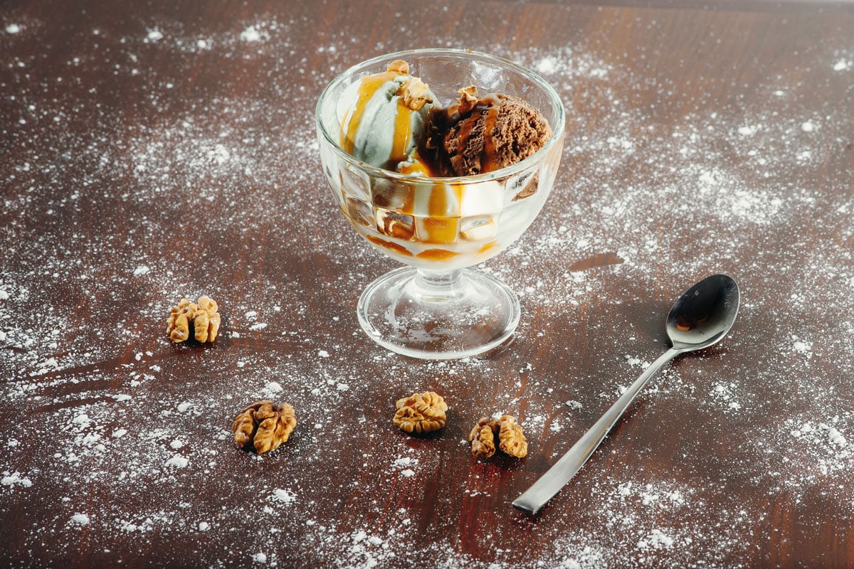 homemade-chocolate-ice-cream-peanut-butter