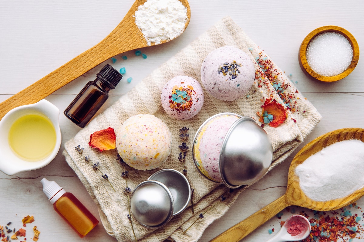 成分在小苏打浴炸弹