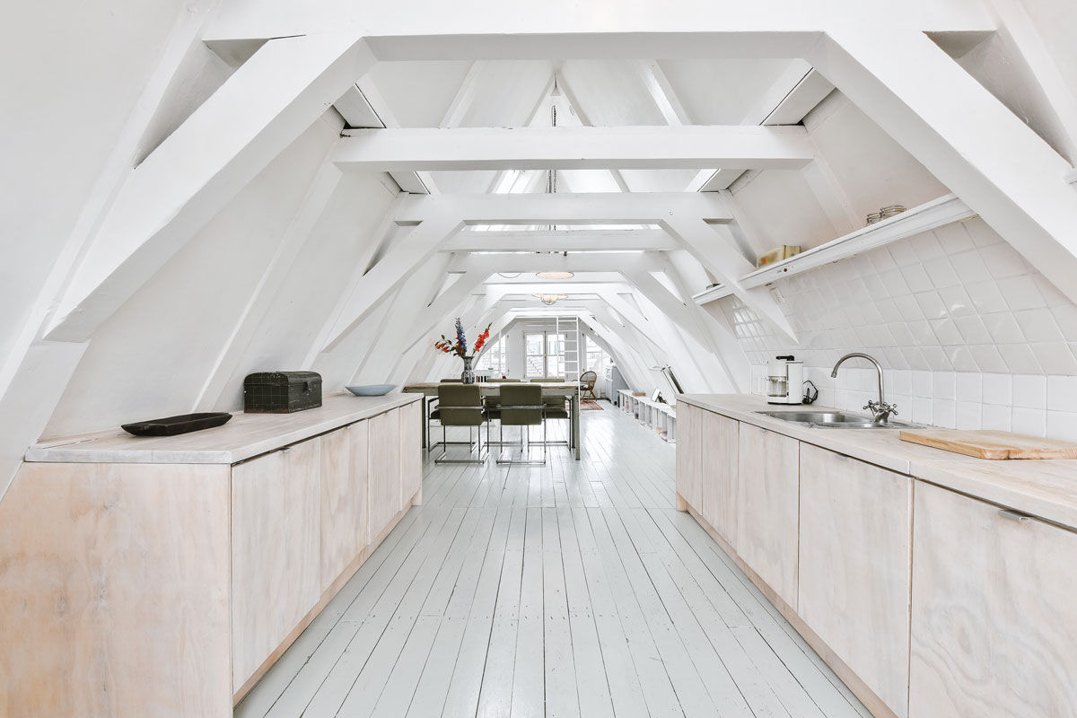 内部的一种华丽的白色折线形与木制橱柜和厨房厨房花岗岩台面雷电竞官网网址