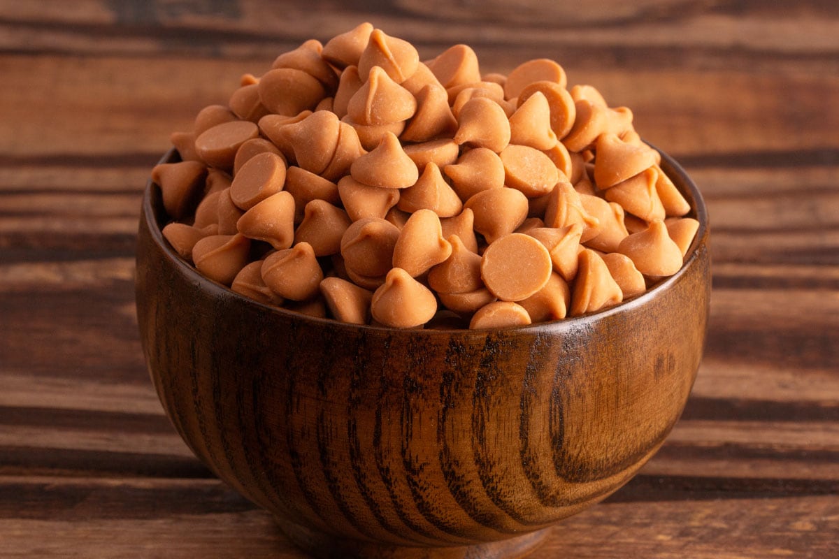 一碗美味的奶油糖果烤片