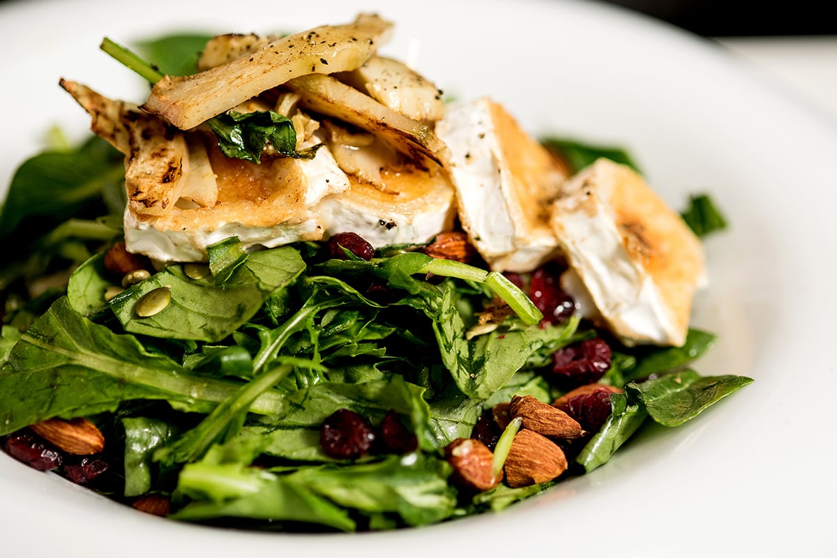 烤山羊奶酪沙拉