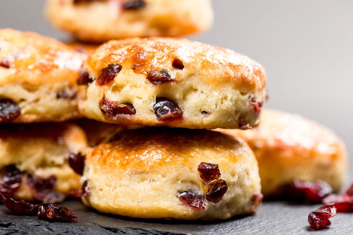 传统美味的英国甜点甜点烤饼特写