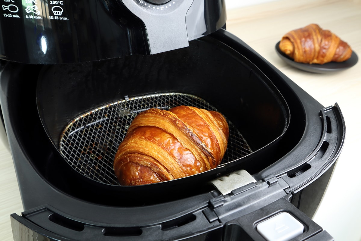 自制croissaint烘焙用黑色空气炸锅