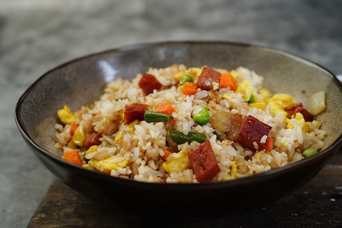 自制午餐肉炒饭＂width=