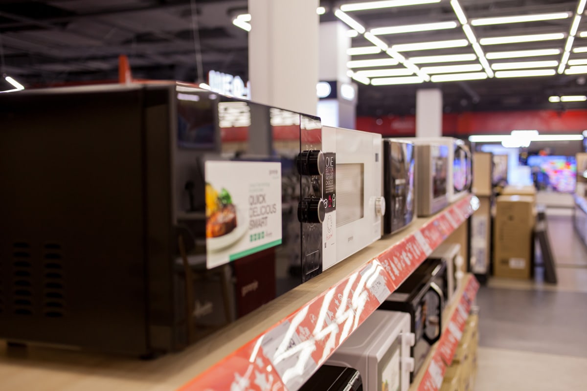 LG微波炉在黑色